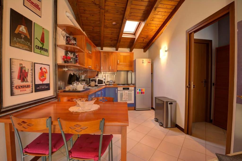 コモCasa Vacanza Angolo Della Corteアパートメント エクステリア 写真