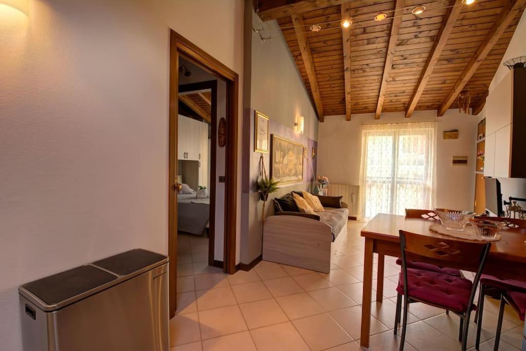 コモCasa Vacanza Angolo Della Corteアパートメント エクステリア 写真